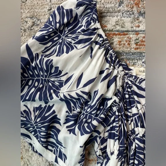 Millibon Blue and White Leaf Print Mini Dress - Picture 8 of 9